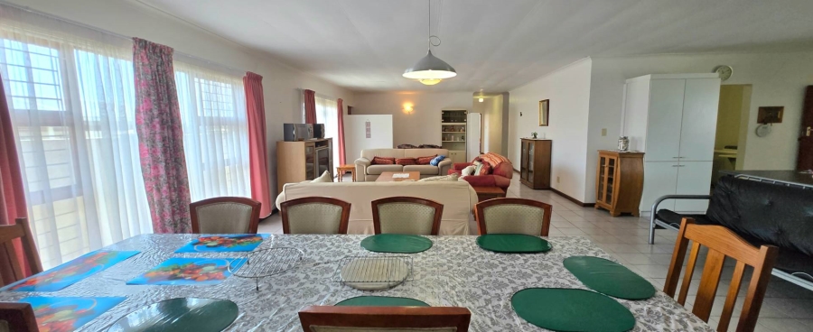 3 Bedroom Property for Sale in Franskraal Western Cape